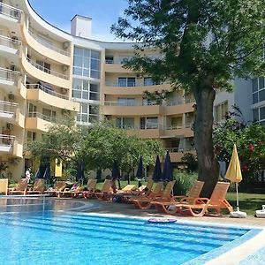 Yassen Holiday Village